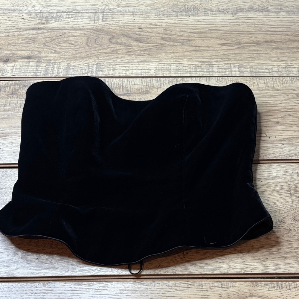 Women’s Lord & Taylor Black Velvet Strapless Corset Top Size 10- USA Made